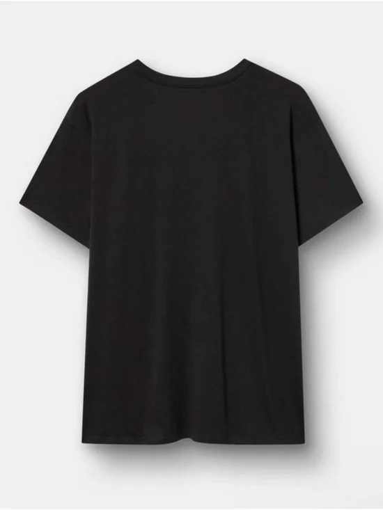 torrid Amy Winehouse Relaxed Jersey Cotton Black Graphic Tee with Red Rose Motif - Picture 4 of 5